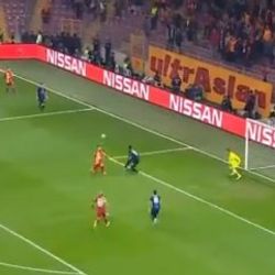 Galatasaray'ın ilk golü Adem'den geldi
