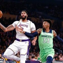 Davis 50 sayı attı Lakers, Timberwolves'u devirdi
