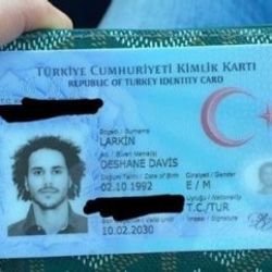 Shane Larkin, Türkiye Cumhuriyeti kimliğini aldı