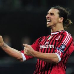 Zlatan Ibrahimovic, özel uçağıyla İtalya'dan ayrıldı