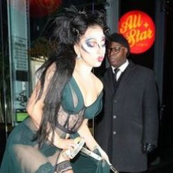 Lady Gaga'nın parti kıyafeti