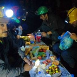 Zonguldak'ta madenciler ilk sahurunu yerin altında yaptı İZLE