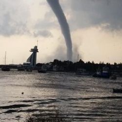 Marmara denizinde hortum oluştu