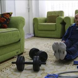 65 yaşında gözünü mekik rekoruna dikti