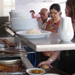 Memur ve sözleşmelilerin yemek ücretleri belirlendi