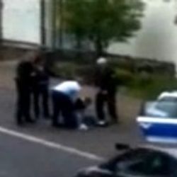 Merkel'in ülkesinde polis şiddeti - Video