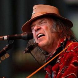Efsane rockçı Neil Young ilk kez İstanbul'da