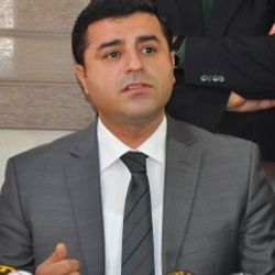 Demirtaş: İstiklal Marşı ırkçı bir dayatma olmamalı