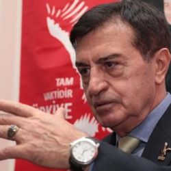 Osman Pamukoğlu'ndan Emine Ülker Tarhan'a tavsiye