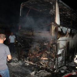 Yangını fark eden otobüs şoförü 40 yolcuyu kurtardı