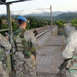 Yüksek hızlı trene özel koruma
