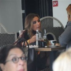 Hacı Sabancı, Özge Ulusoy’a araç tahsis etti