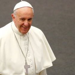 Papa'dan Trump yorumu: Bekleyip görelim