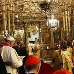 Papa, Fener Rum Patrikhanesi'ni ziyaret etti İZLE
