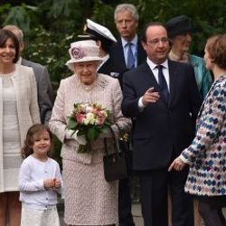 İngiltere Kraliçesi 2. Elizabeth Paris'i ziyaret etti