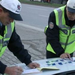 Zonguldak'ta trafik polisine park cezası kesildi