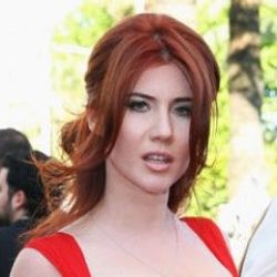 İngiltere Rus güzeli casuslara karşı uyardı