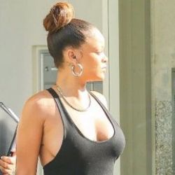 Rihanna'nın sokak stili