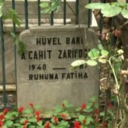 Öncü şair Cahit Zarifoğlu için anma töreni düzenlendi