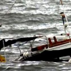 Malezya'da bir tekne alabora oldu: 42 kayıp