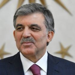 Abdullah Gül'den Sisi'ye kutlama mesajı