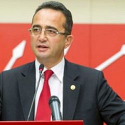 CHP'li Tezcan: Çok tanınmak maharet değildir