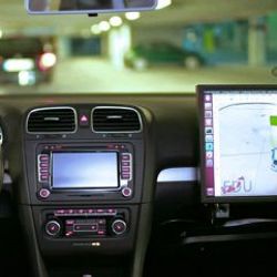 Elektrikli araçlar için otomatik park ve şarj imkanı