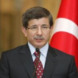 Davutoğlu Twitter'da dünya çapında birinci oldu