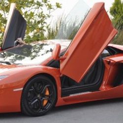 Sabri'den eşine 890 bin Euro'luk hediye