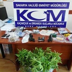 Sakarya'da uyuşturucu operasyonu: 73 gözaltı