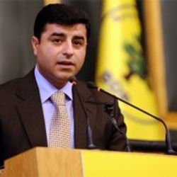 Selahattin Demirtaş: Geri çekilme sekteye uğramaz