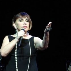 Sezen Aksu Ahmet Kaya şarkısı söylerken ağladı