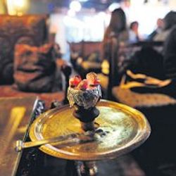 Sigaradan sonra nargile de yasaklanıyor