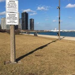 Chicago'da parklarda içki içmek yasak