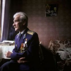 Nükleer savaşı önleyen Rus yarbay Stanislav Petrov öldü