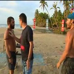 Survivor'da Turabi ile Akın kavga etti