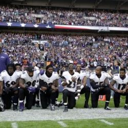 NFL oyuncuları Trump'a karşı kenetlendi