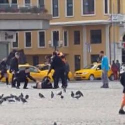 Taksim'de meydan dayağı İZLE