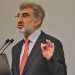 Taner Yıldız: Rus doğalgazı yarıya düştü