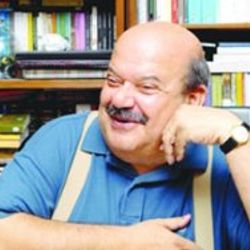 Toktamış Ateş hayatını kaybetti