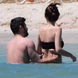 Tolgahan Sayışman ile Selen Soyder'in aşk tatili