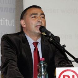 AABK: Ekmeleddin İhsanoğlu'na destek vermeyeceğiz