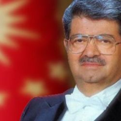 Savcı Turgut Özal'dan af diledi
