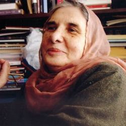 Ayşe Şasa vefat etti