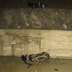 Park etmeye çalıştığı araç uçuruma düştü: 1 ölü 2 yaralı