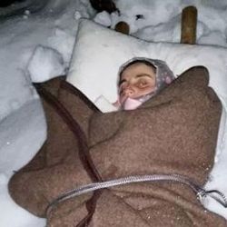 Artvin'de hamile bir kadın doğum için Batum'a götürüldü