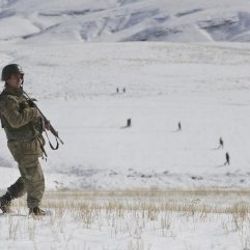 Van'da kaybolan Nehir'i arama çalışmaları sürüyor