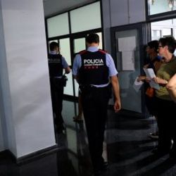 İspanyol polisinden baskın