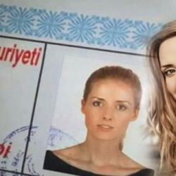 Wilma Elles evinin tapusunu gösterdi