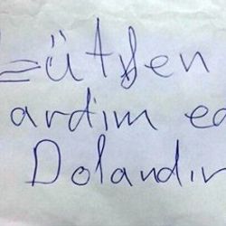 Yaşlı kadın not yazarak dolandırıcıyı yakalattı